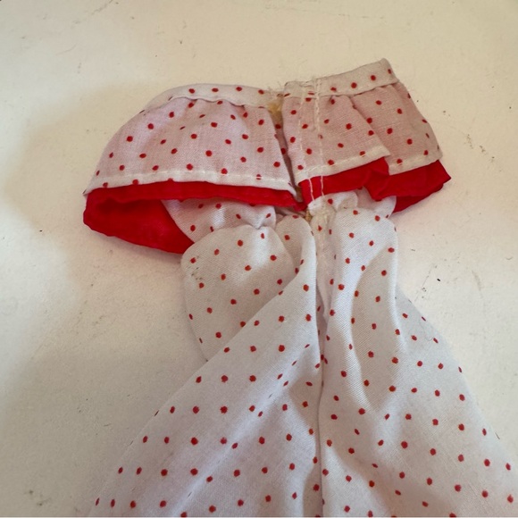Vintage 1980's Barbie Doll Clothes - Clone White Pink Red Ruffle Polkadot Dress - Picture 3 of 3